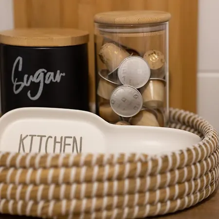 アパート Fobillo At Charilaou テッサロニキ